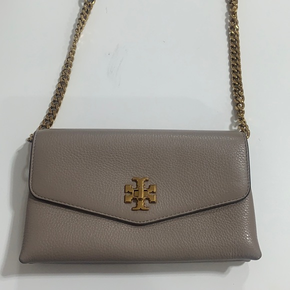Tory Burch chain wallet - Picture 1 of 6